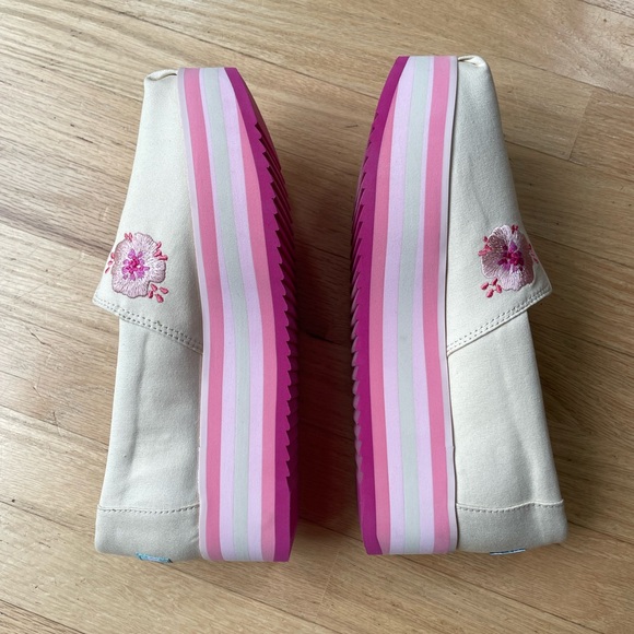 TOM’S Alpargata Platform Slip On Shoes Size 11 in Excellent Condition - Picture 10 of 15